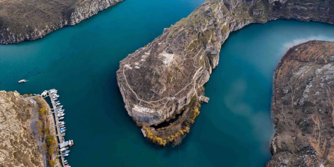 Üç tarafı sularla çevrili tarih: Medeniyetlerin gizli geçmişi burada yatıyor! 7